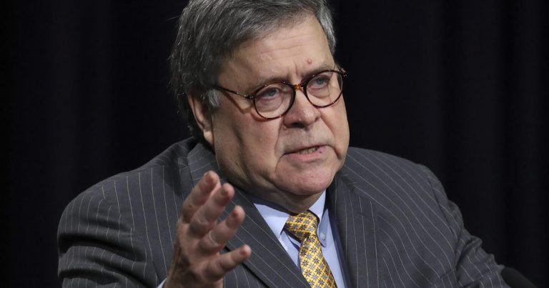 Trump announces Attorney General Bill Barr is leaving