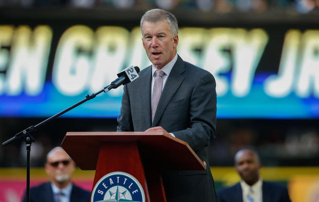 Mariners president resigns following disparaging remarks