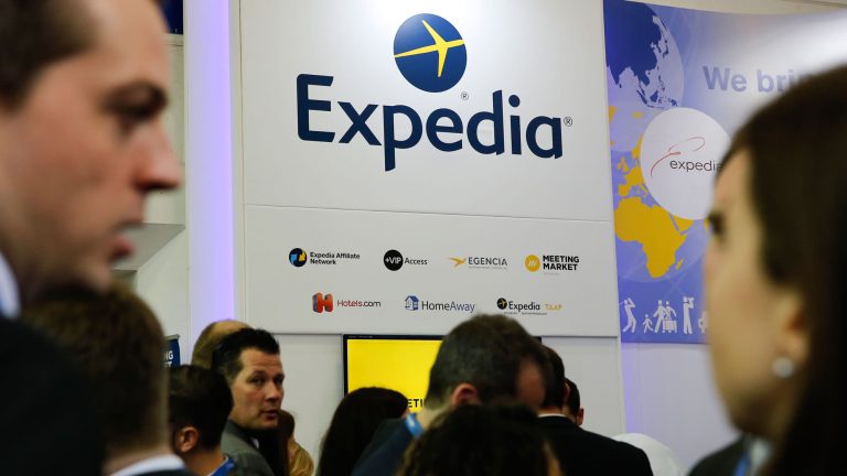 Traders on which travel stock they’re backing as Expedia reports earnings