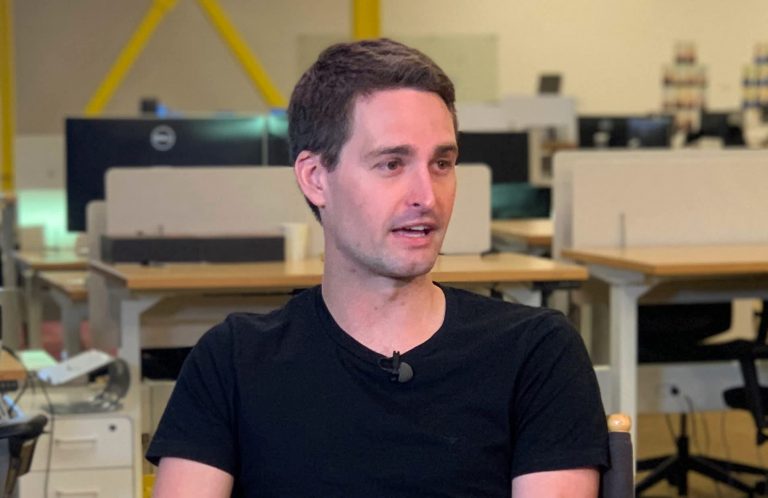 Unlike Zuckerberg, Snap CEO Spiegel says Apple’s iPhone privacy change is good for consumers