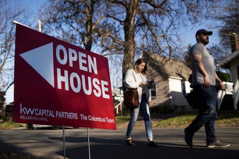 Mortgage application demand stalls as interest rates surge to highest level since July