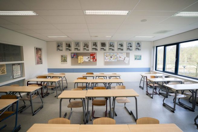 A picture taken on March 16 2020 in Baarn shows an empty classroom at the Baarnsch high school. - The Dutch government on March 15, 2020 ordered the closing of all schools, bars, restaurants, sex clubs and cannabis cafes in a bid to fight the spread of the new coronavirus. (Photo by Jeroen JUMELET / ANP / AFP) / Netherlands OUT (Photo by JEROEN JUMELET/ANP/AFP via Getty Images)