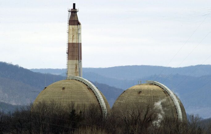  The Indian Point Nuclear Power Plant on the banks of the Hudson River March 22, 2011 in Buchanan, NY. The Indian Point station, comprised of two operating nuclear reactors, sits atop the Ramapo fault line, causing concern for some residents in the wake of the Japan disaster. AFP PHOTO / DON EMMERT (Photo credit should read DON EMMERT/AFP via Getty Images)