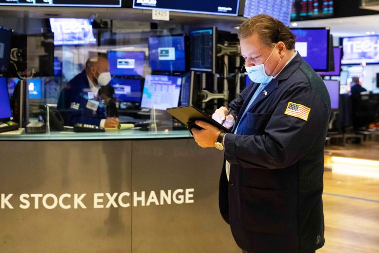 Stock futures rise after Dow closes above 34,000 for the first time