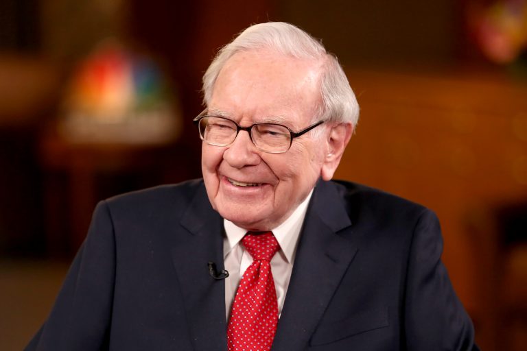 Berkshire Hathaway’s operating earnings jump, Buffett continues to buy back stock