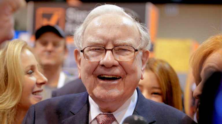 Warren Buffett touts U.S. economy’s unexpected strength as Berkshire rebounds