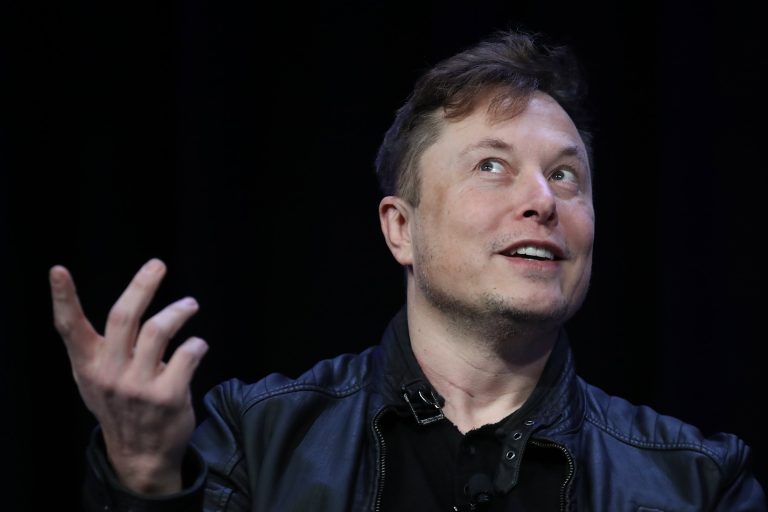 Bitcoin pops back above $39,000 after Musk suggests Tesla could accept the cryptocurrency again