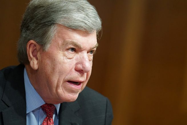 Sen. Roy Blunt urges President Trump to focus on midterm elections