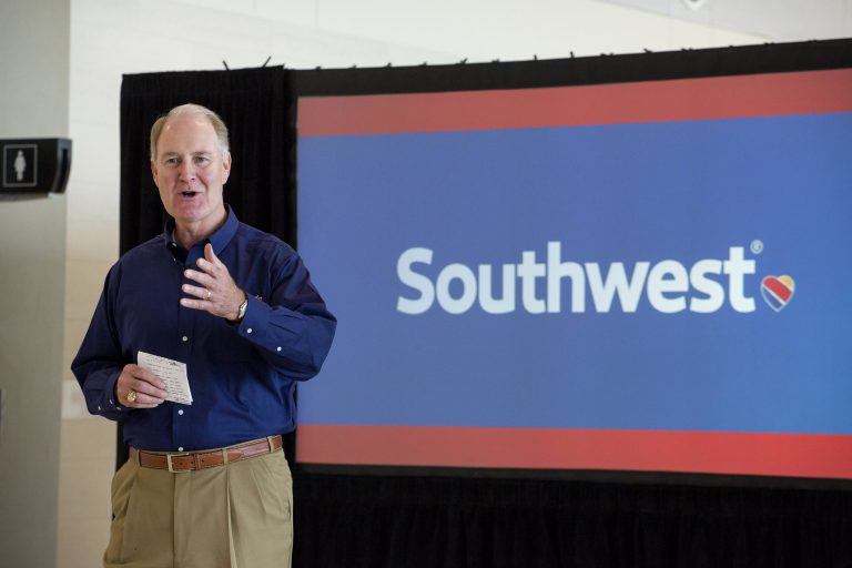 Southwest Airlines CEO Kelly stepping down in 2022, will be replaced by company veteran