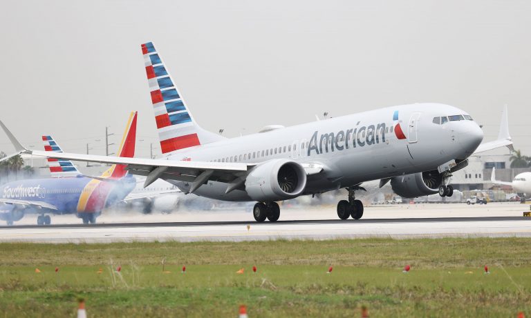American Airlines says it flew three times as many passengers over July 4 weekend compared with 2020