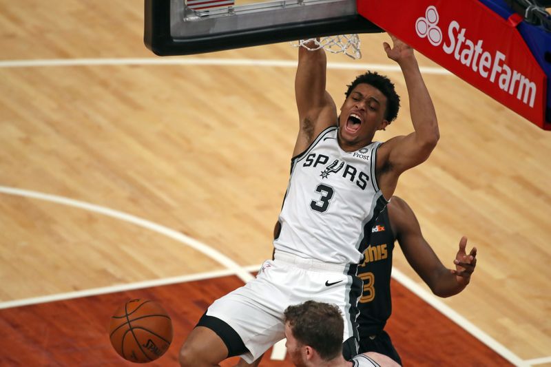 NBA: San Antonio Spurs at Memphis Grizzlies