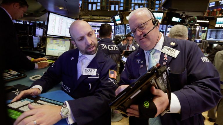 Stock futures trade higher ahead of GDP report