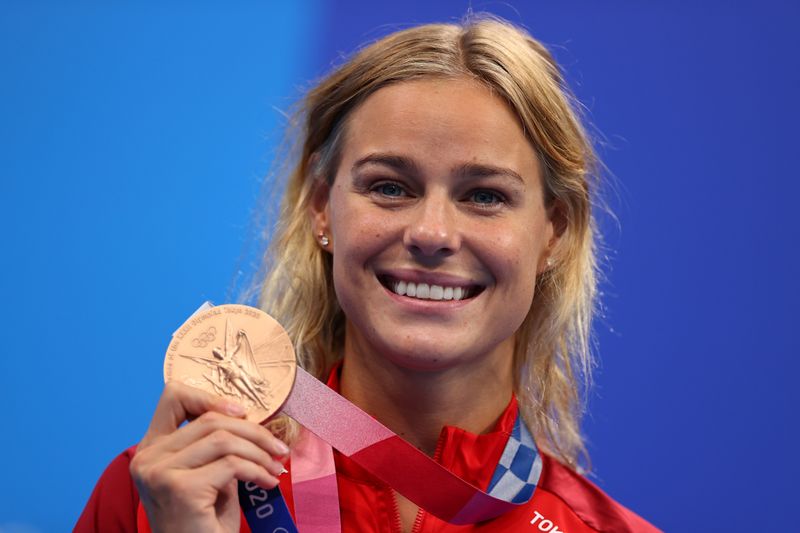 Swimming - Women's 50m Freestyle - Medal Ceremony