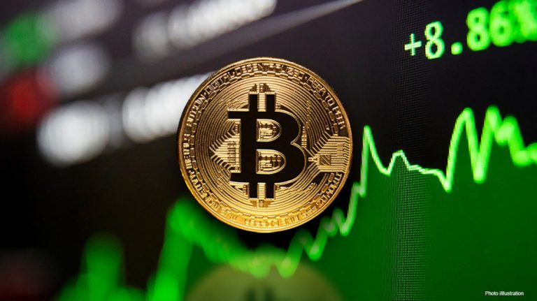 Cryptocurrency market trending lower as bitcoin straddles $42,000