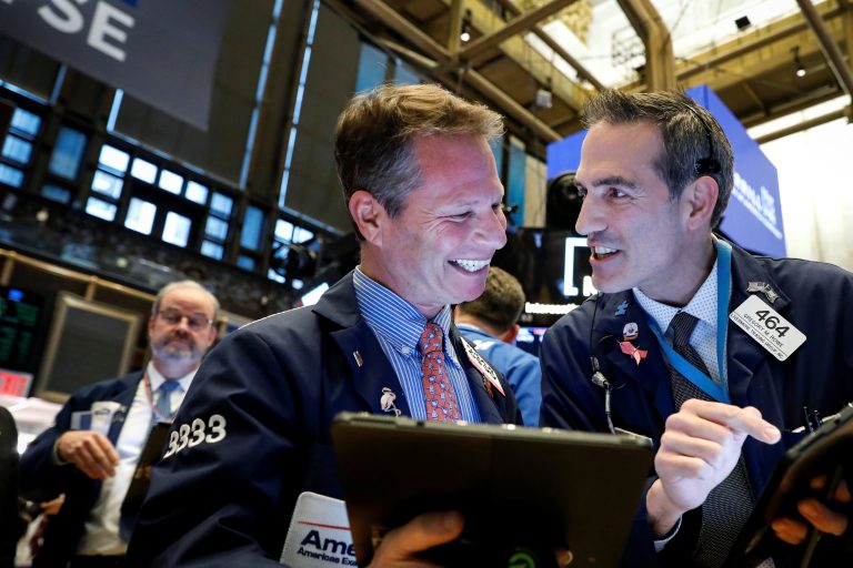 Dow rebounds 380 points, on track to snap 4-day losing streak after Fed decision