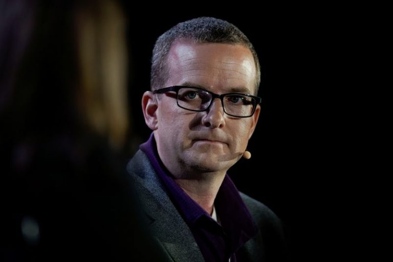 Facebook’s technology head Mike Schroepfer to step down