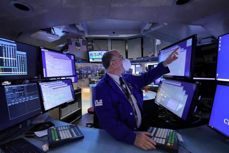Last day of trading before Christmas at the New York Stock Exchange (NYSE) in Manhattan, New York City