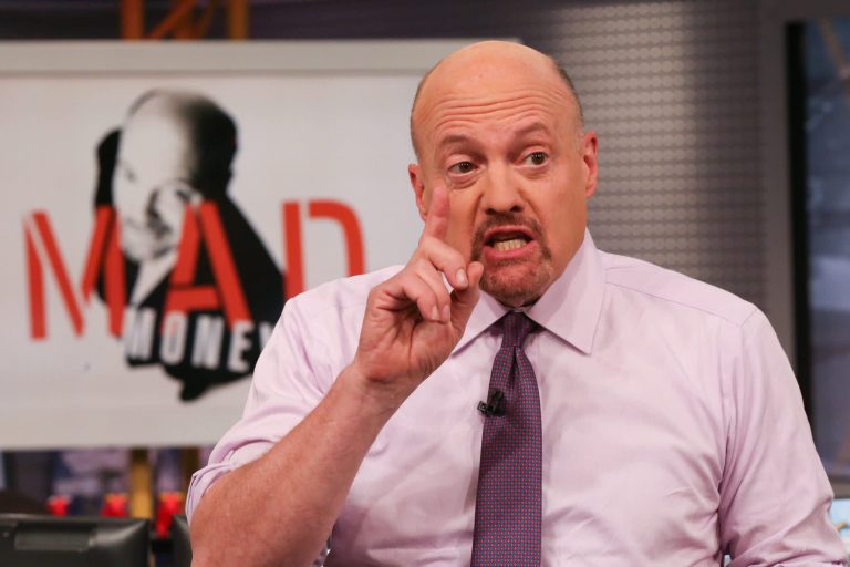 Jim Cramer rips SPACs, urges investors to avoid the blank-check companies right now