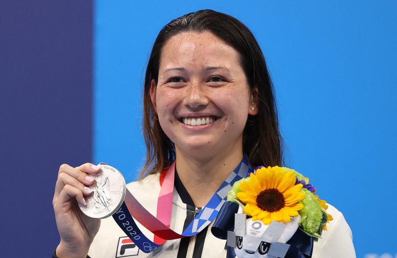 FILE PHOTO: Swimming - Women's 100m Freestyle - Medal Ceremony