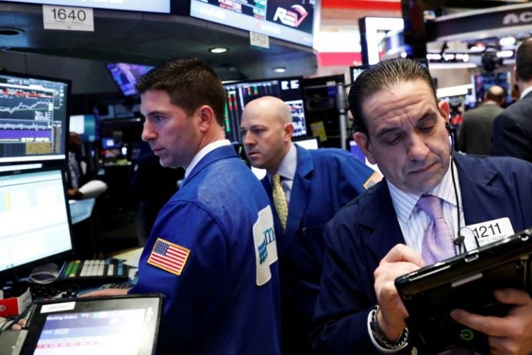 Dow tumbles 500+ points,10-year yield spikes, oil tops $84