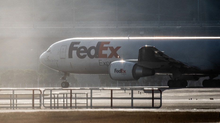 FedEx