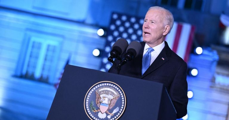 Biden says Putin “cannot remain in power” during speech in Poland