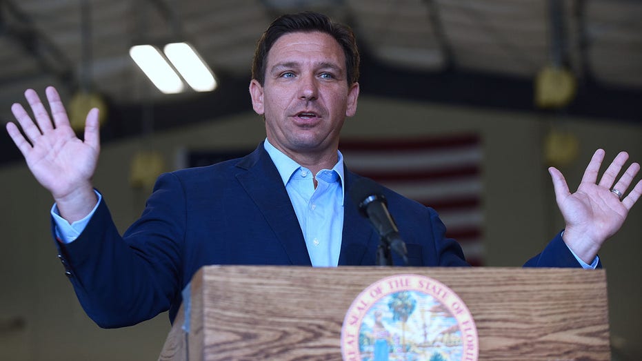 Gov Ron DeSantis Florida