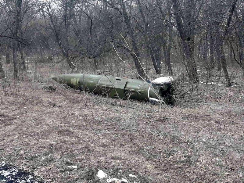 An unexploded short range hypersonic ballistic missile, according to Ukrainian authorities, from Iskander complex is seen in Kramatorsk