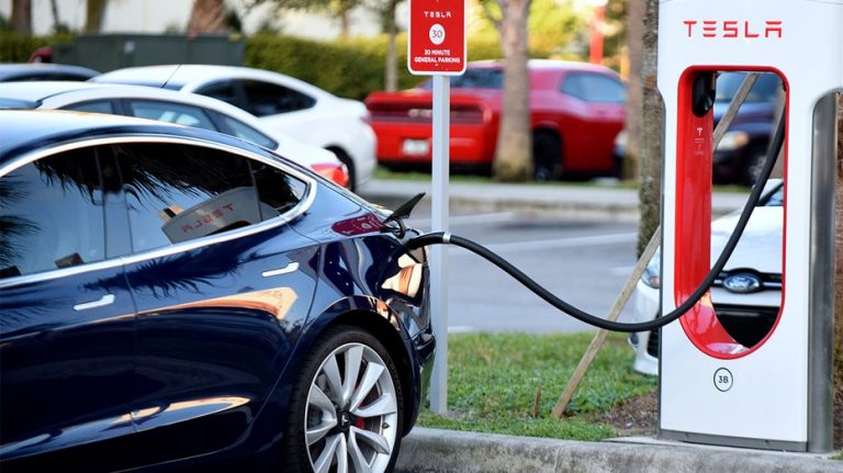 Gas prices driving 173% increase in searches for electric cars