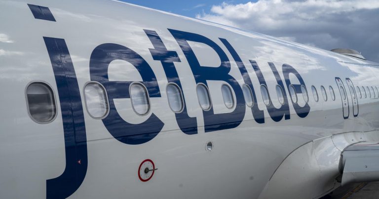 JetBlue to suspend or cut 27 routes this summer