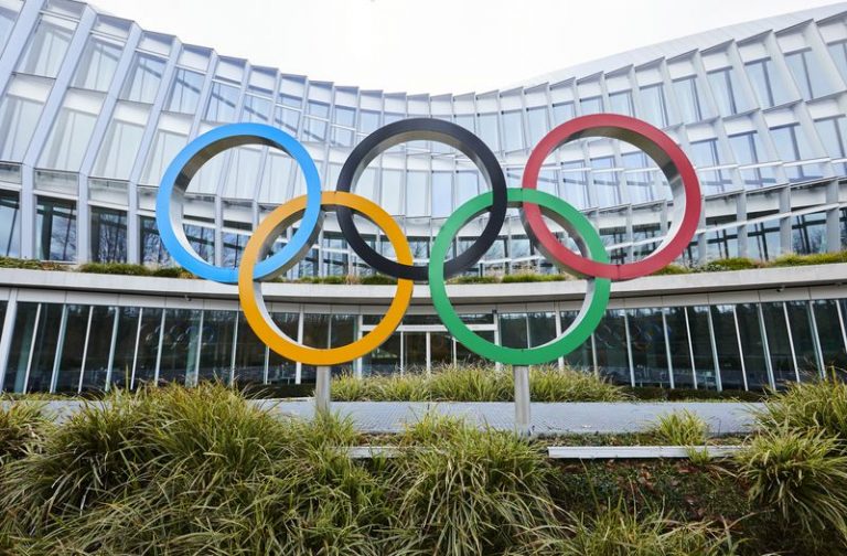 Olympics-IOC recommends banning Russian, Belarusian athletes from international events