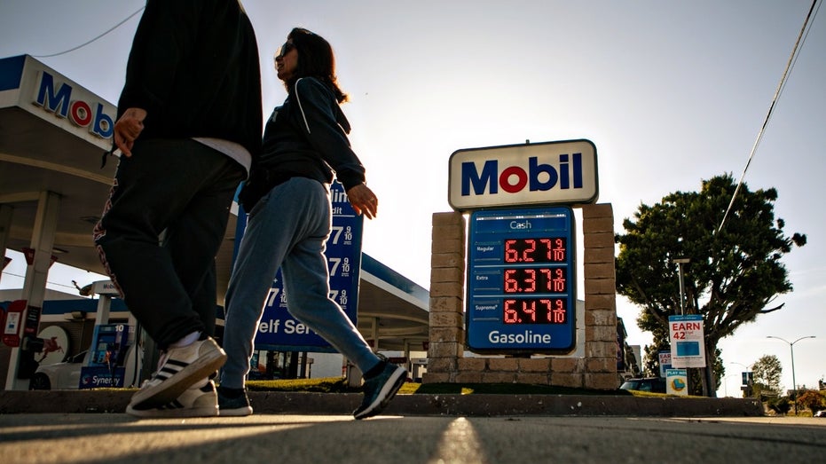 high gas prices at gas station in California 