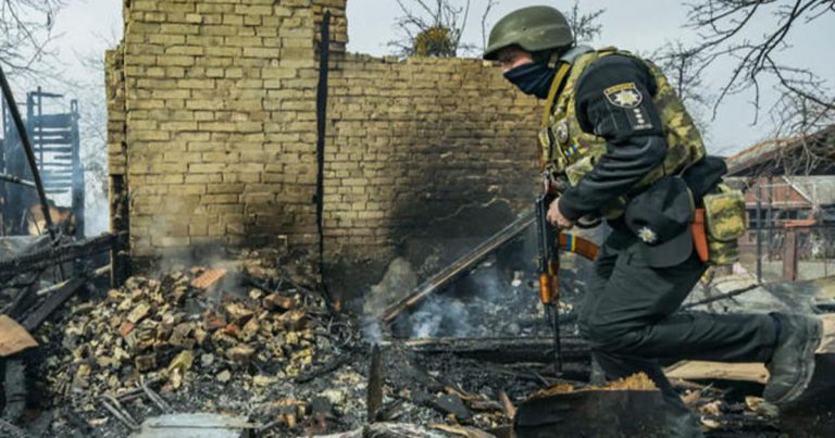 War rages in Ukraine amid peace talks