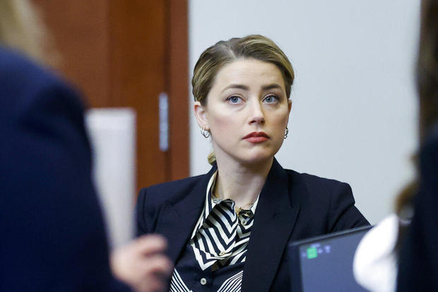 LAPD officers testify they did not see injuries on Amber Heard