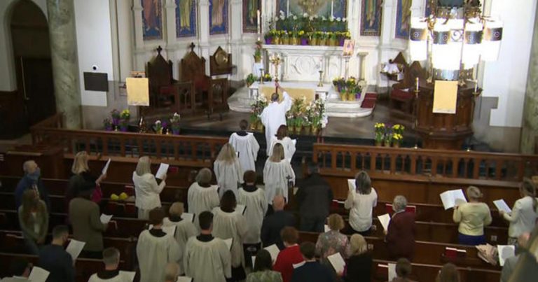 Many return to in-person worship for Easter