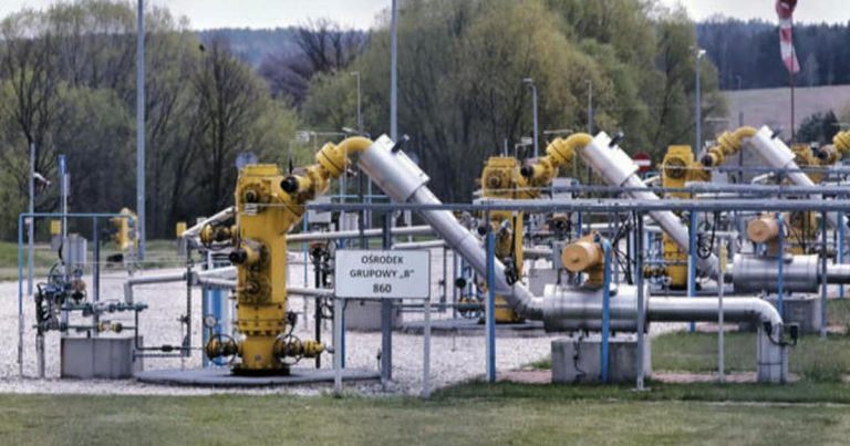 MoneyWatch: Russia halts gas exports to Poland and Bulgaria