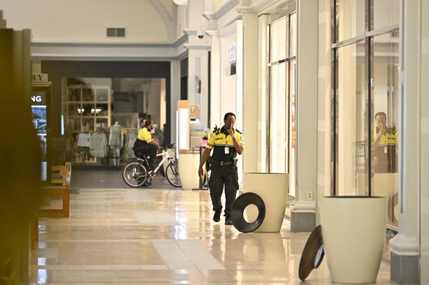 Police arrest suspects in South Carolina mall shooting that injured 14