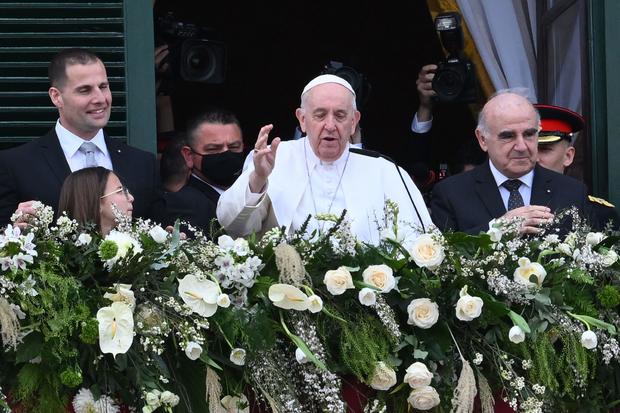 Pope Francis says he may visit Kyiv, blasts Russia for “savage” war