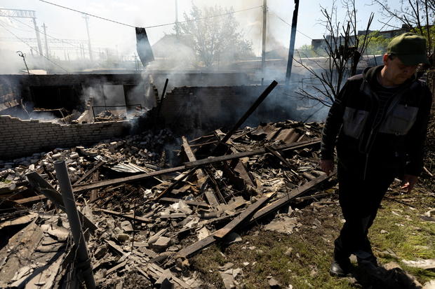 Russia is stepping up its offensive in the east, Ukraine says