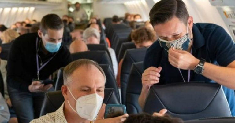 Travel mask mandate overturned; Biden’s immigration policy causes controversy