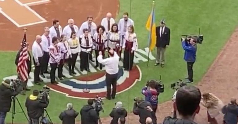 Ukrainian choir sings national anthem before Chicago Cubs’ home opener