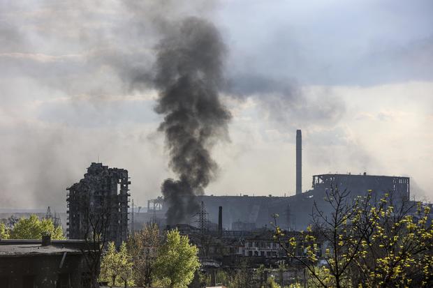 Rescue operation underway in Mariupol as Russian forces enter steel plant