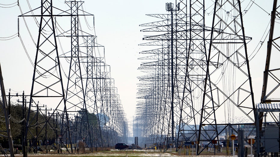 Houston power lines