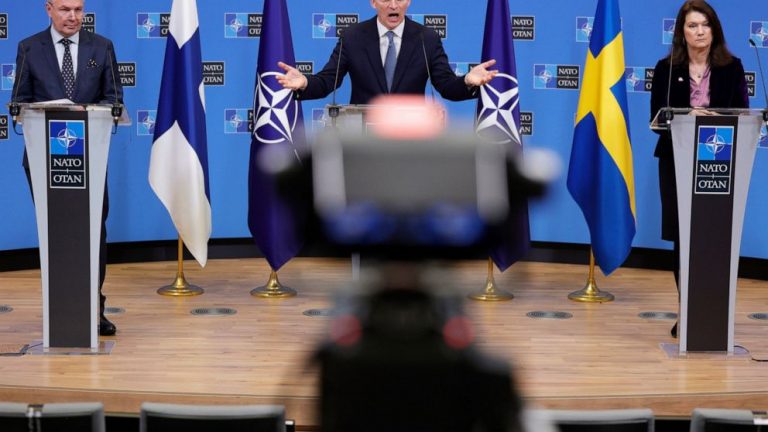 Sweden, Finland delegations in Turkey for NATO talks
