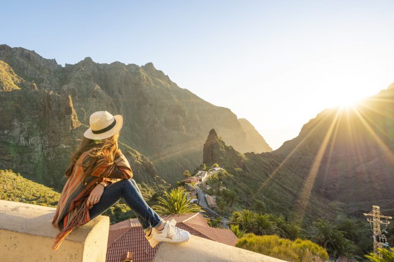 Why solo female travelers are joining group tours