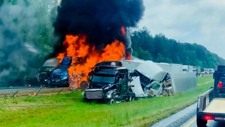 3 dead after highway crashes during stormy Arkansas weather