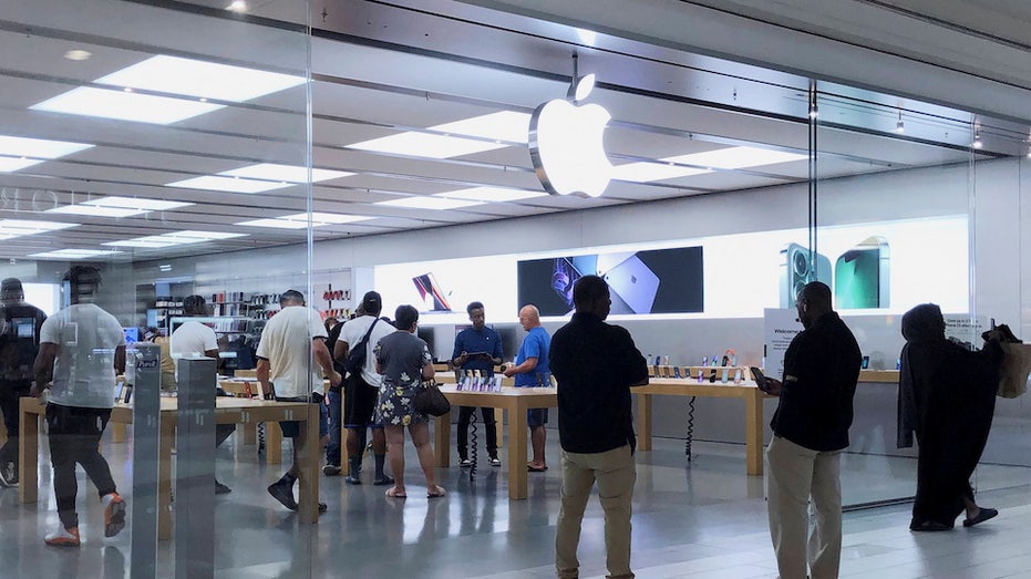 Guests visiting an Apple store in Atlanta's Cumberland Mall