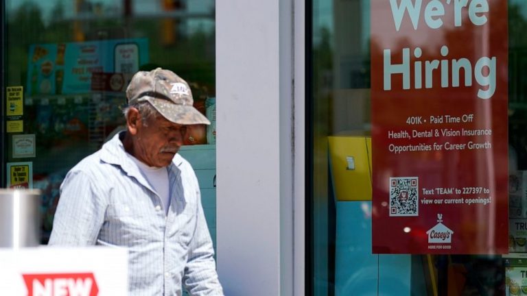 Fewer Americans apply for jobless aid last week