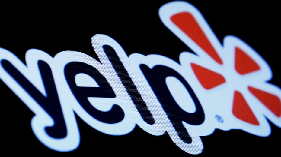 Yelp logo