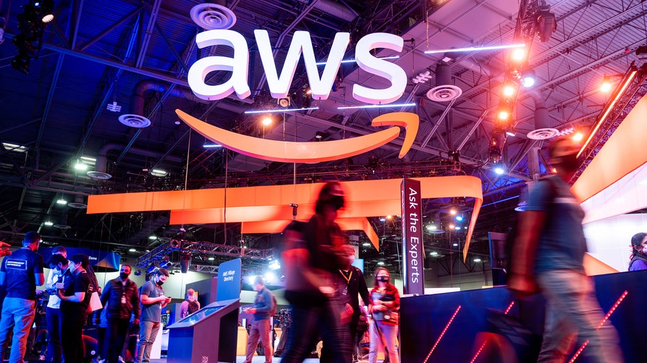 Exposition hall for AWS 2021